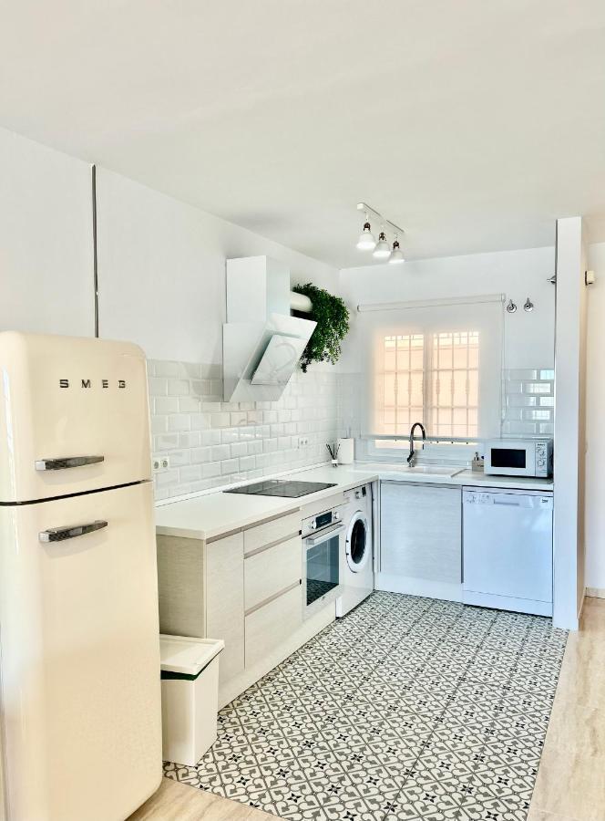 Apartamentos Pacifico نيرخا المظهر الخارجي الصورة