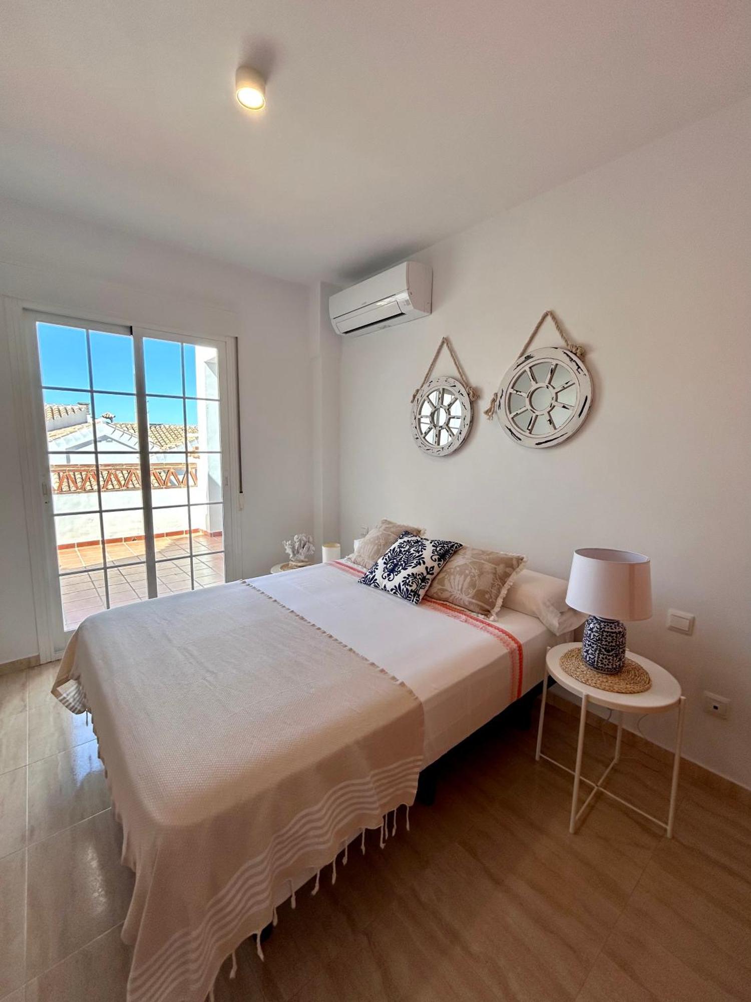 Apartamentos Pacifico نيرخا المظهر الخارجي الصورة